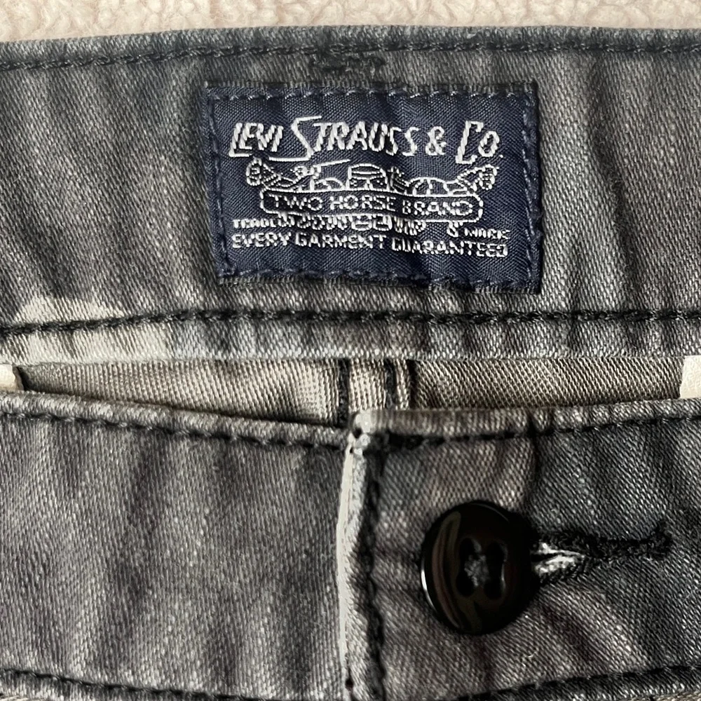 Levi Straus & Co Two Horse Brand Carrier Cargo Shorts Men Size 33